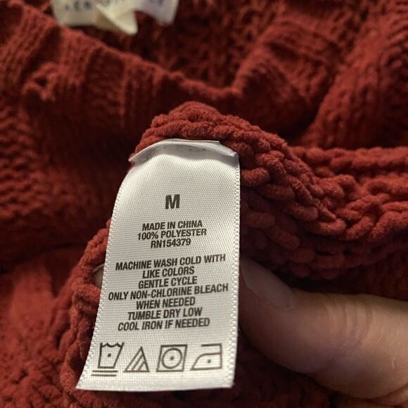 Aeropostale Cropped Sweater Womens M Cable Knit Boxy red/orange - Picture 7 of 7